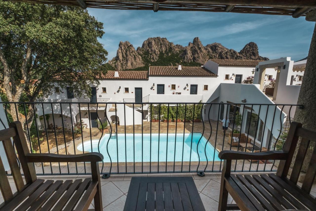 La Suera San Pantaleo Hotel Exterior photo