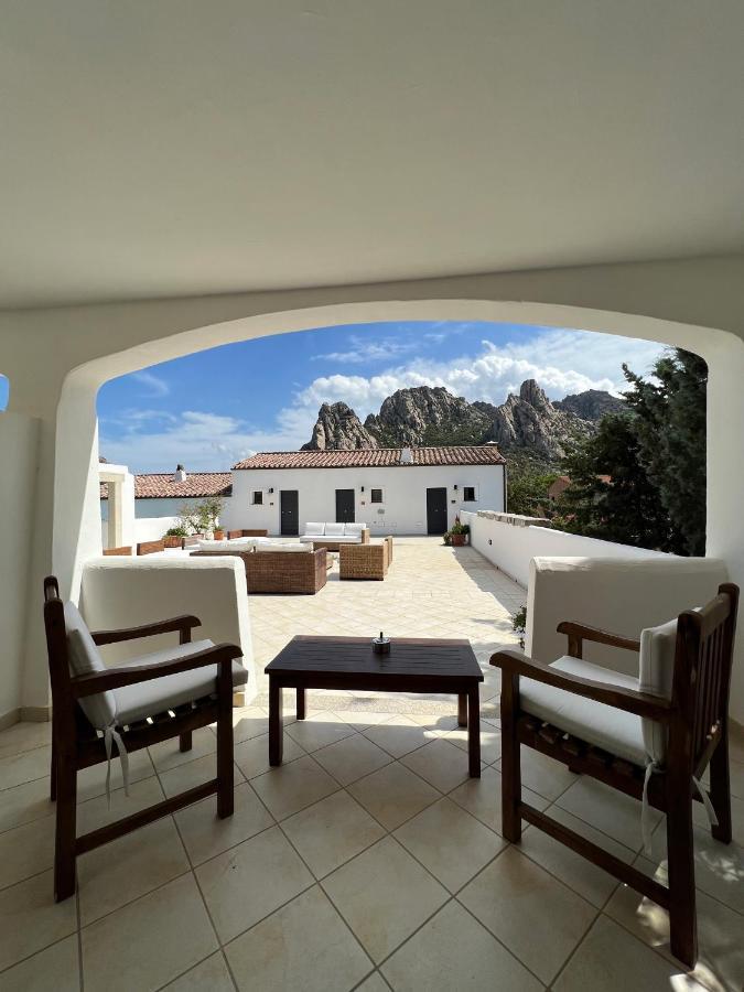 La Suera San Pantaleo Hotel Exterior photo